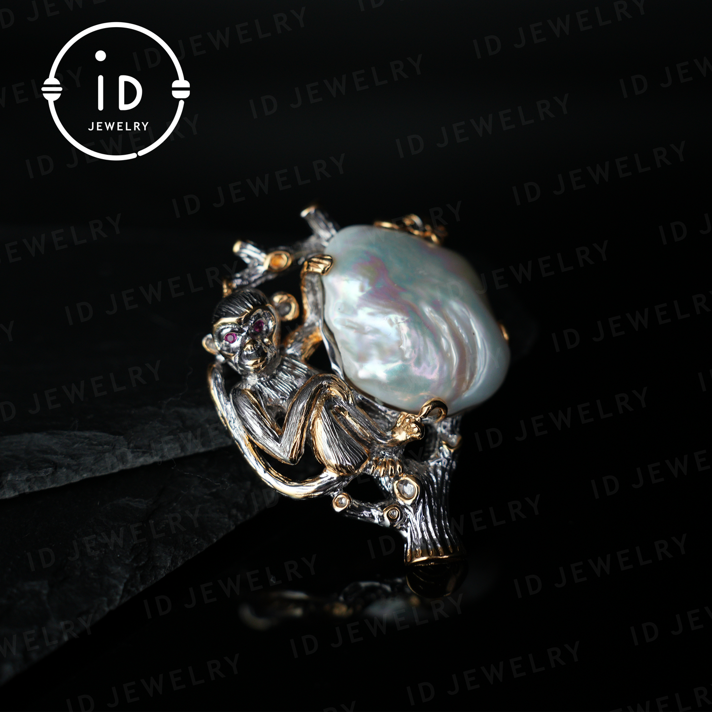 Affenbrosche Anhänger | Handgefertigter Barockperlenschmuck | Künstlerisches Tierdesign | Vergoldetes Silber