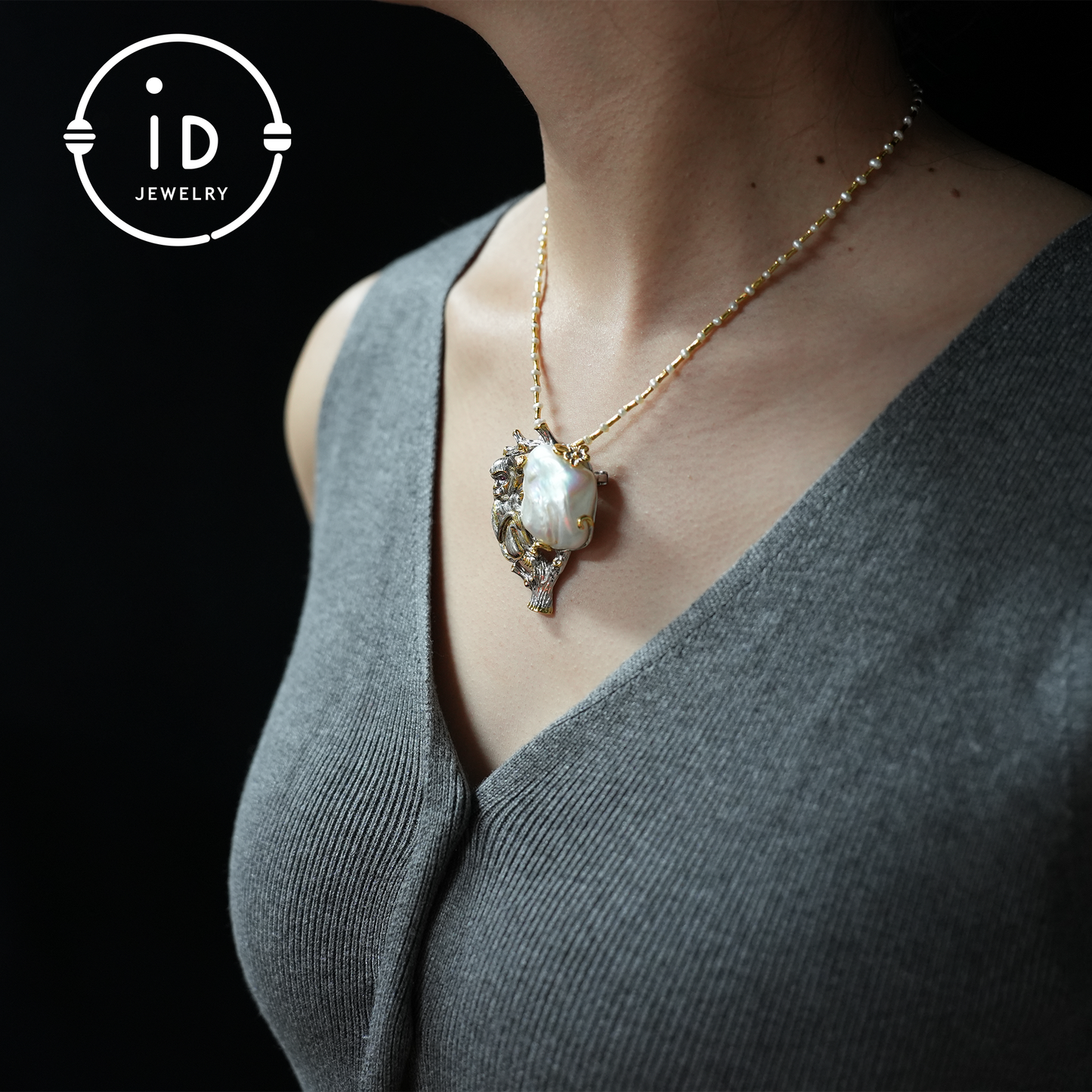 Affenbrosche Anhänger | Handgefertigter Barockperlenschmuck | Künstlerisches Tierdesign | Vergoldetes Silber