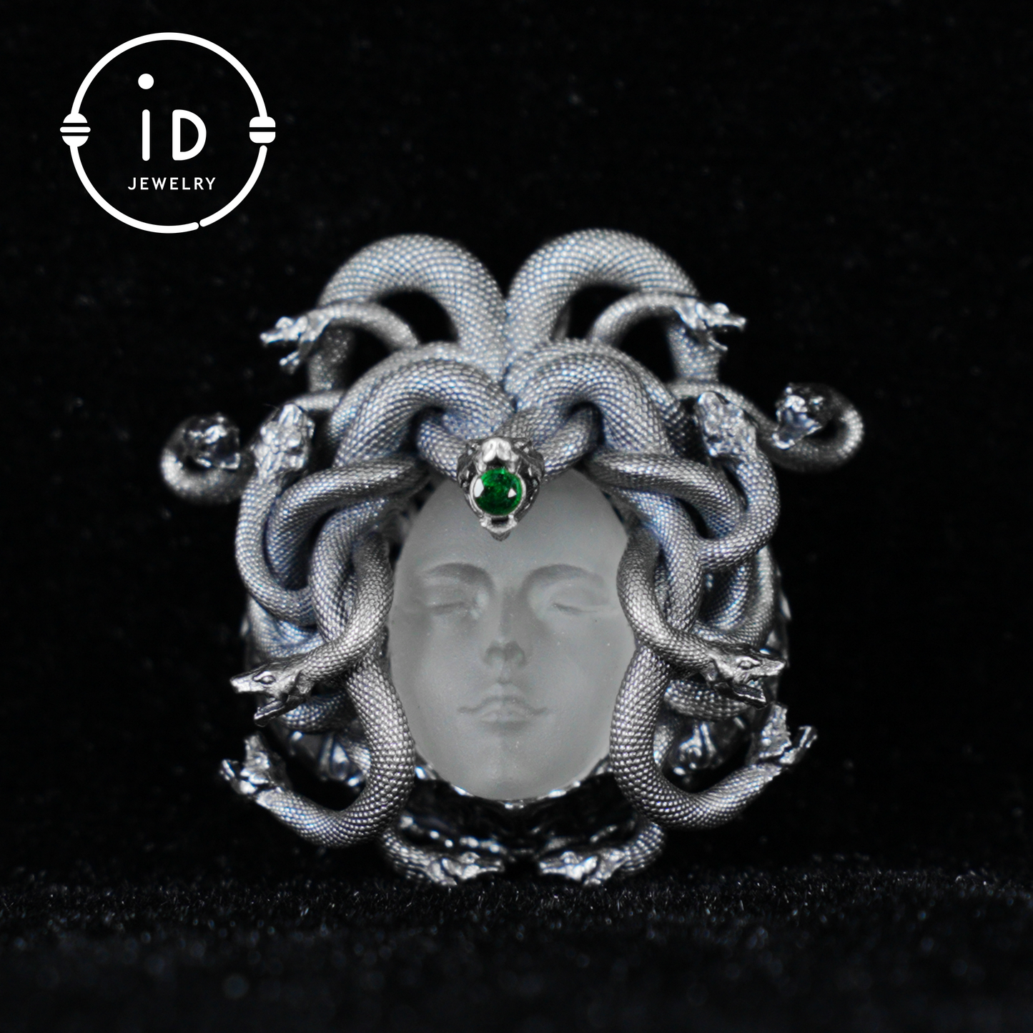 Sleeping Eye Pendant · Silver Medusa Jewelry · Closed-Eye Goddess Amulet with Quartz and Emerald