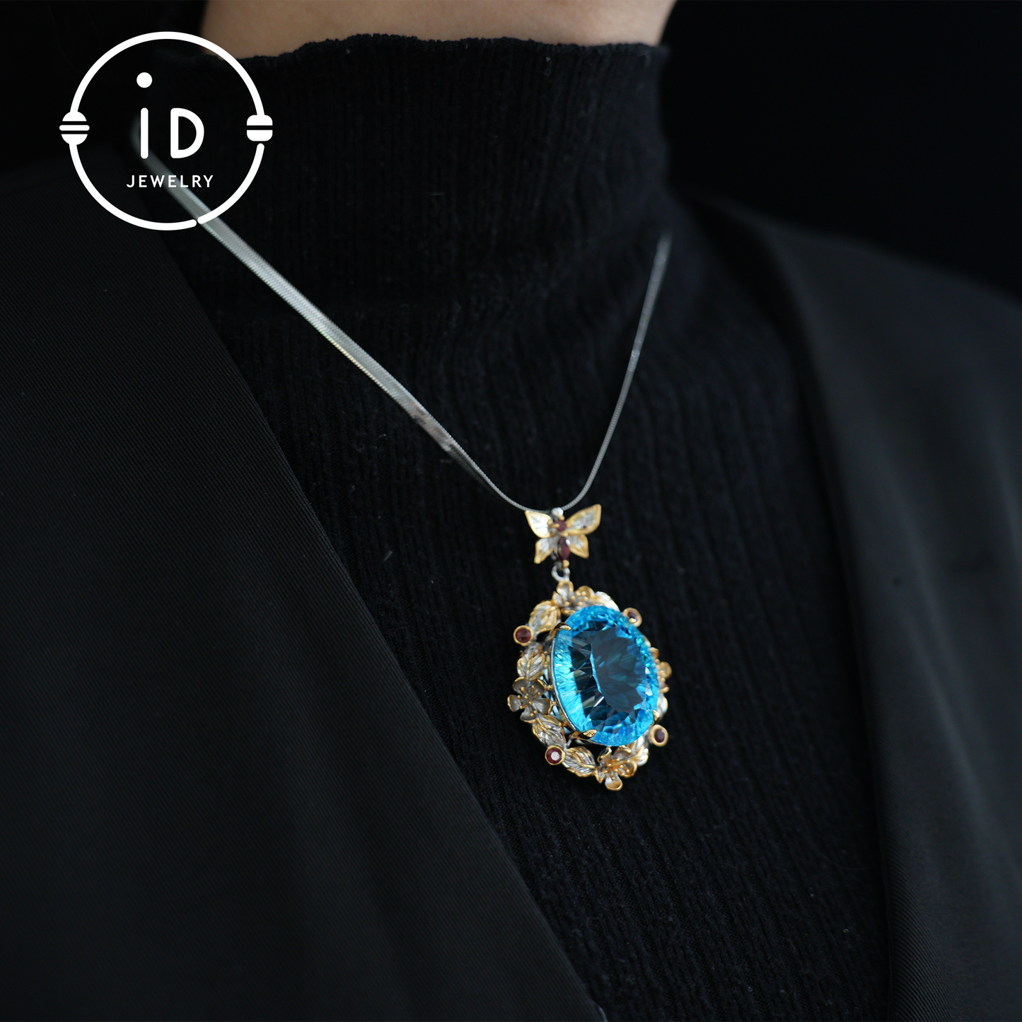 Mystischer Blautopas-Anhänger | Handgefertigter Schmuck | Barockstil | 18 Karat vergoldetes Silber | Luxuriöser Statement-Anhänger | Fantasie-Geschenk | Edelsteinschmuck