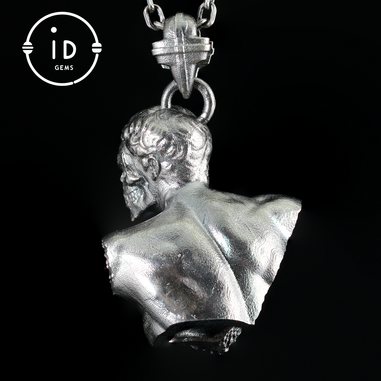 Heroic Courage Pendant - Silver Necklace with Green Zircon, Handcrafted Mythological Design, Strength & Resilience Symbol