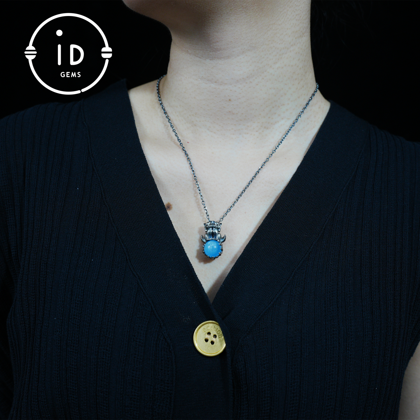 Fox Totem Pendant with Aquamarine – Fantasy Animal Amulet Necklace, Handcrafted Spirit Jewelry, Twin Guardian Design