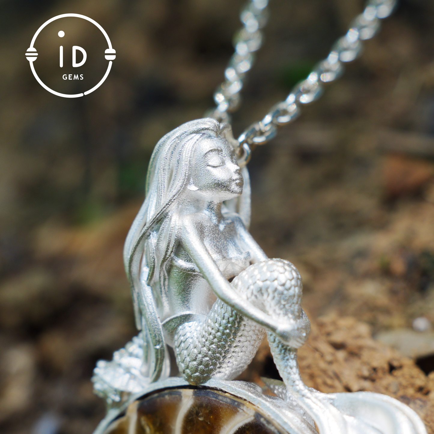 Mermaid Seashell Fossil Pendant, Handcrafted Ocean Goddess Amulet, Spiritual Protection Jewelry, Mythical Art Design, Siren Sea Gift