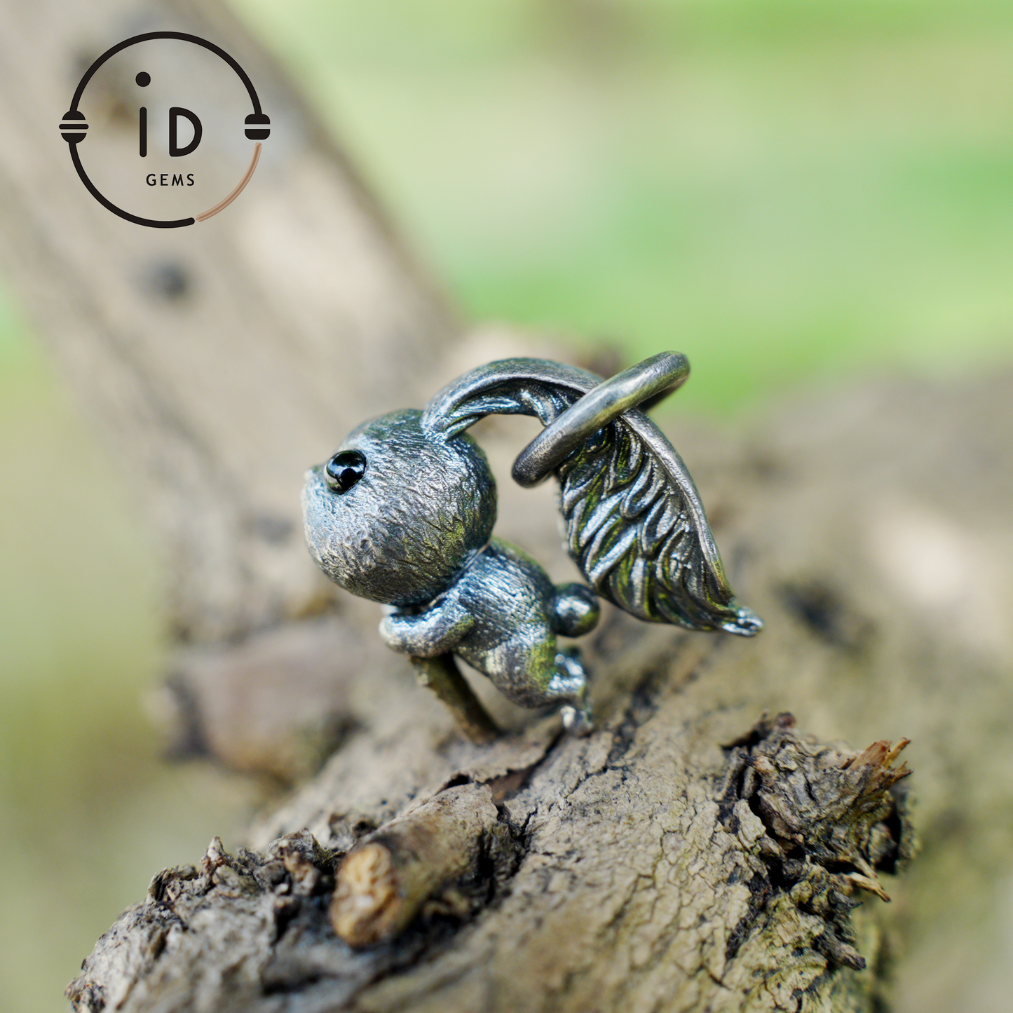 Rabbit Pendant – Leaping Bunny Totem with Onyx Eyes, Handmade Animal Amulet, Symbol of Awakening and New Beginnings