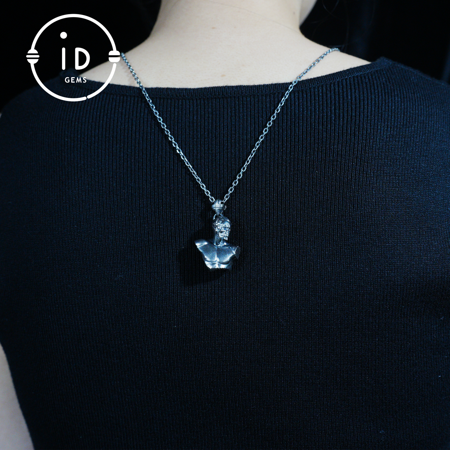 Heroic Courage Pendant - Silver Necklace with Green Zircon, Handcrafted Mythological Design, Strength & Resilience Symbol