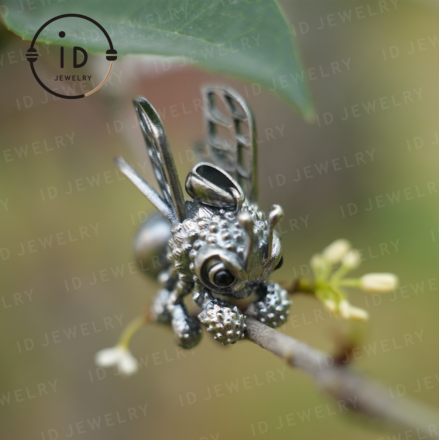 Bee Pendant with Black Onyx – Handmade Natural Style Insect Jewelry, Fantasy Amulet Necklace, Symbolic Nature Creature Gift