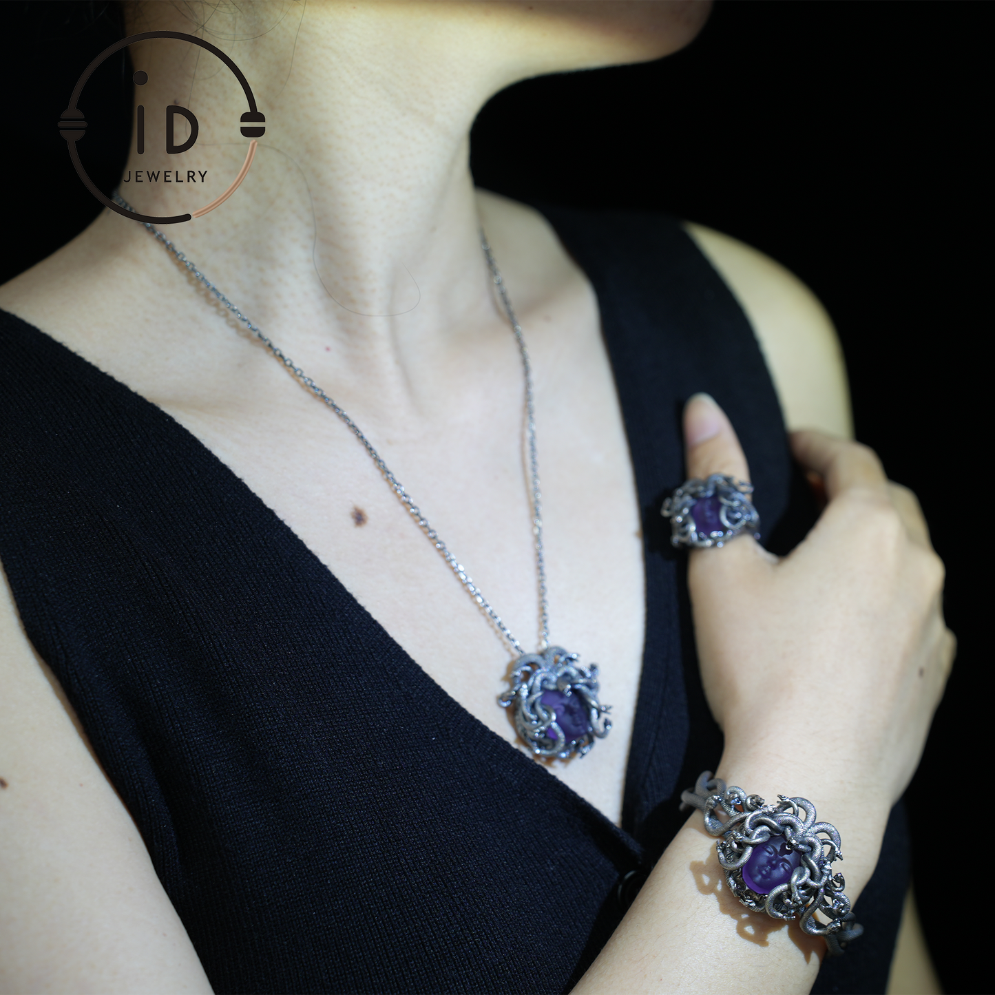 Medusa Ring | 925 Sterling Silver & Amethyst | Gothic Statement Jewelry