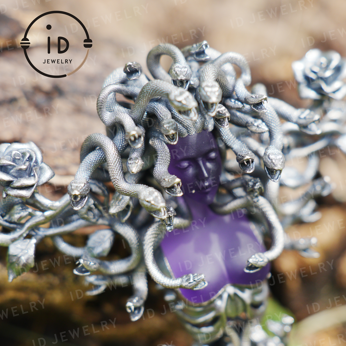 2-in-1 Medusa Anhänger Brosche|Handgefertigter Gothic Schmuck mit Amethyst|Symbol des weiblichen Erwachens und Schutzes|Mythisch inspiriertes Geschenk für Sie