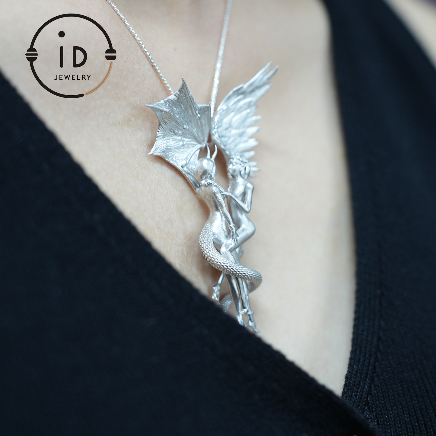 Zwillingsanhänger aus 925er Sterlingsilber – Sternzeichenschmuck mit Engelsflügeln und Schlangendesign