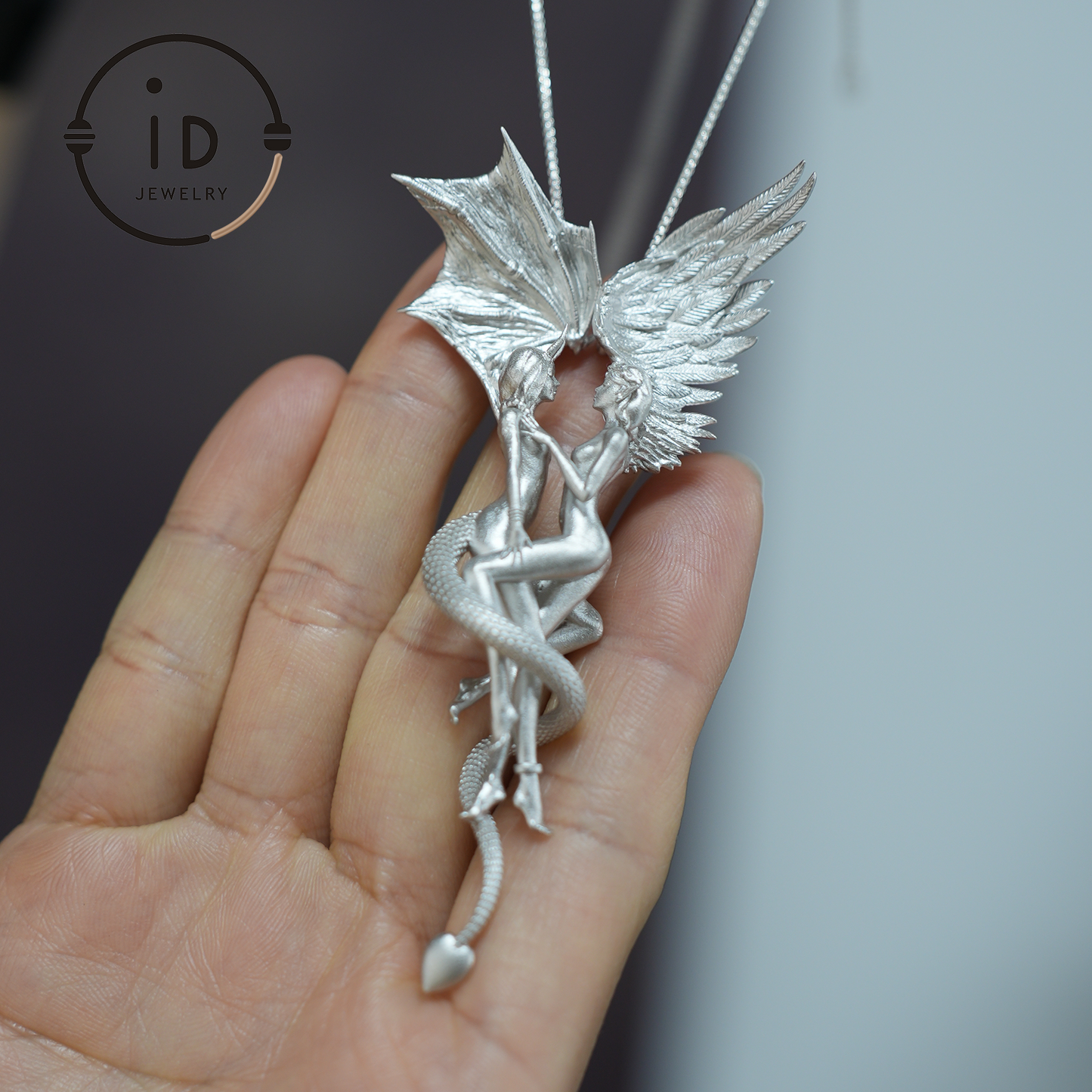 Zwillingsanhänger aus 925er Sterlingsilber – Sternzeichenschmuck mit Engelsflügeln und Schlangendesign