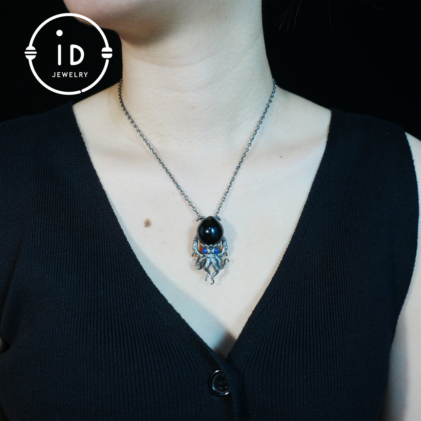 Gothic pendant with black obsidian and lapis lazuli made of 925 silver in totem style for women gift birthday necklace