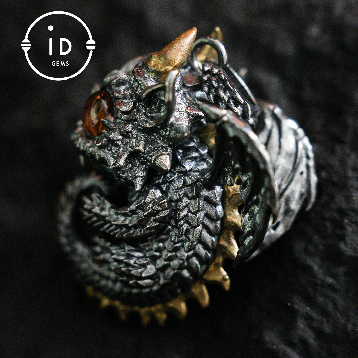 Handgefertigter Drachenanhänger | Gotisches Silberamulett | Mystische Augen und Flügel | Fantasy-Schmuck