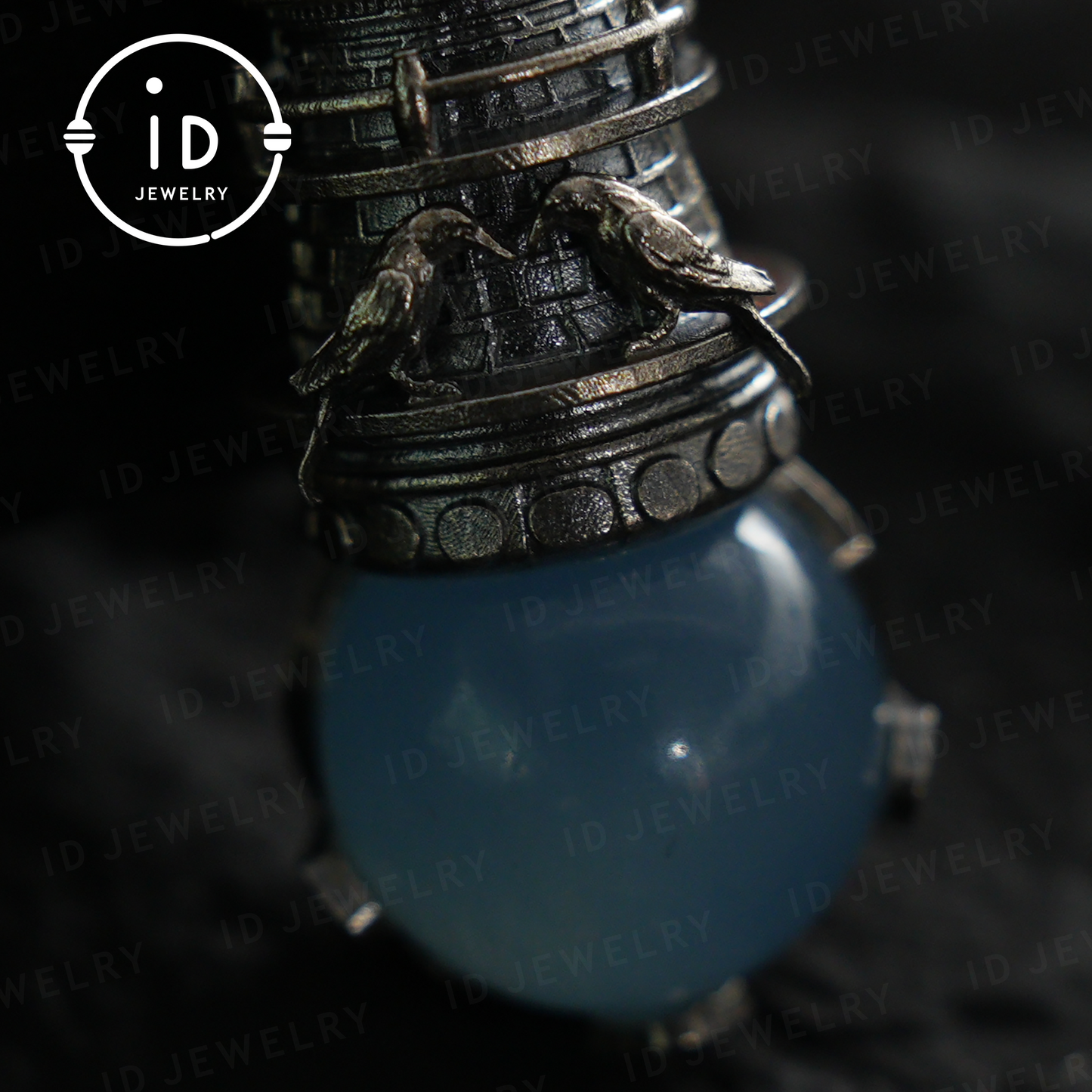 Handgefertigter Leuchtturm-Anhänger | Gotisches Amulett mit Aquamarin | Mystische Raben | Magischer Schutzschmuck | Vintage-Fantasy-Stil