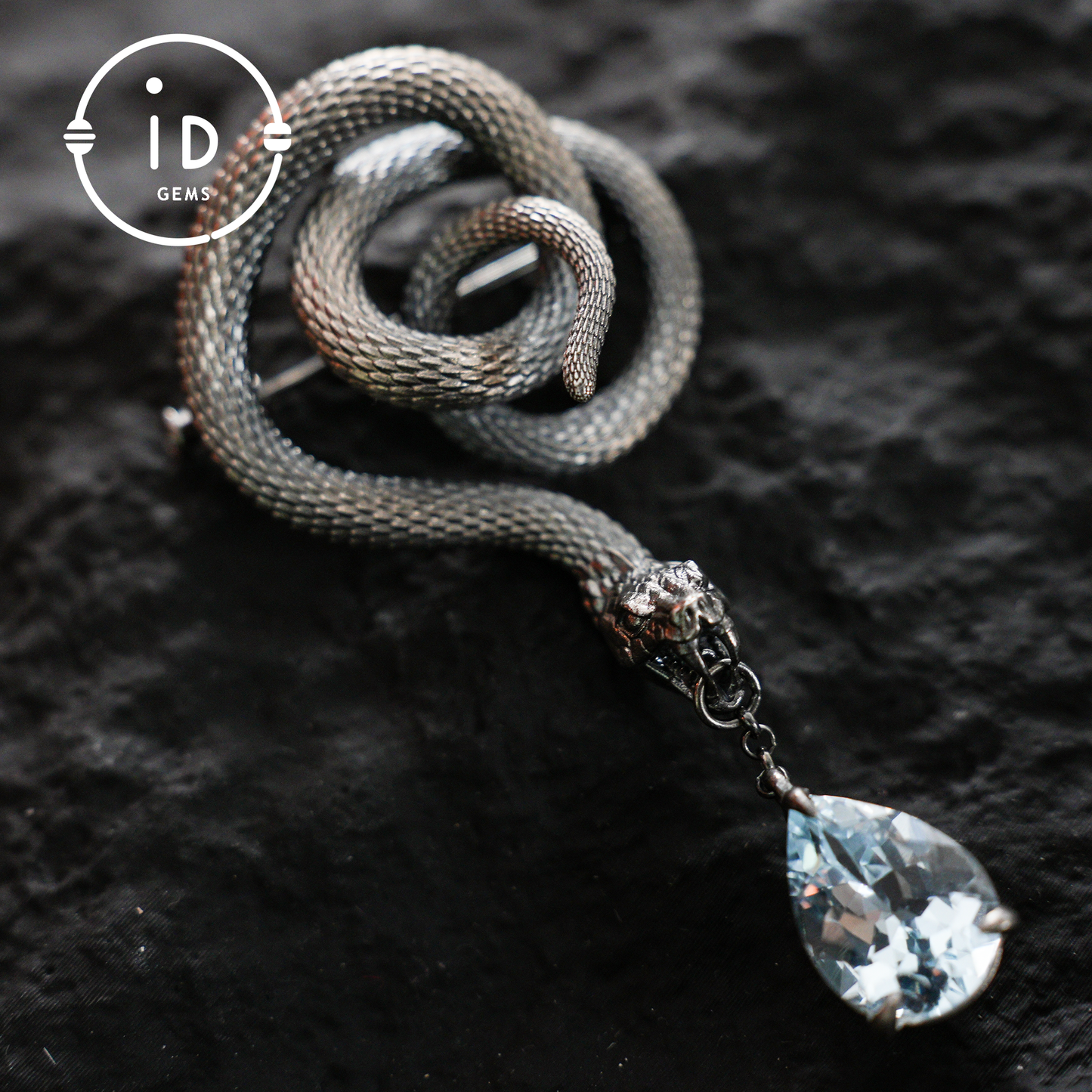Handgefertigte Schlangenbrosche mit Aquamarin | Mystisches Symbol | Vintage Fantasy Schmuck
