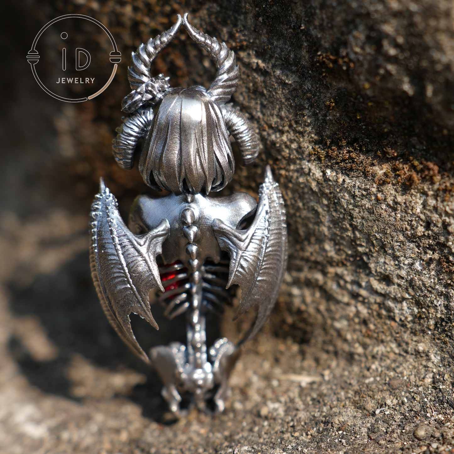 Dark Enchantress Anhänger – S925 Silber Handgefertigter Anhänger mit Emaille-Herz | Gothic Design Limitierte Kollektion