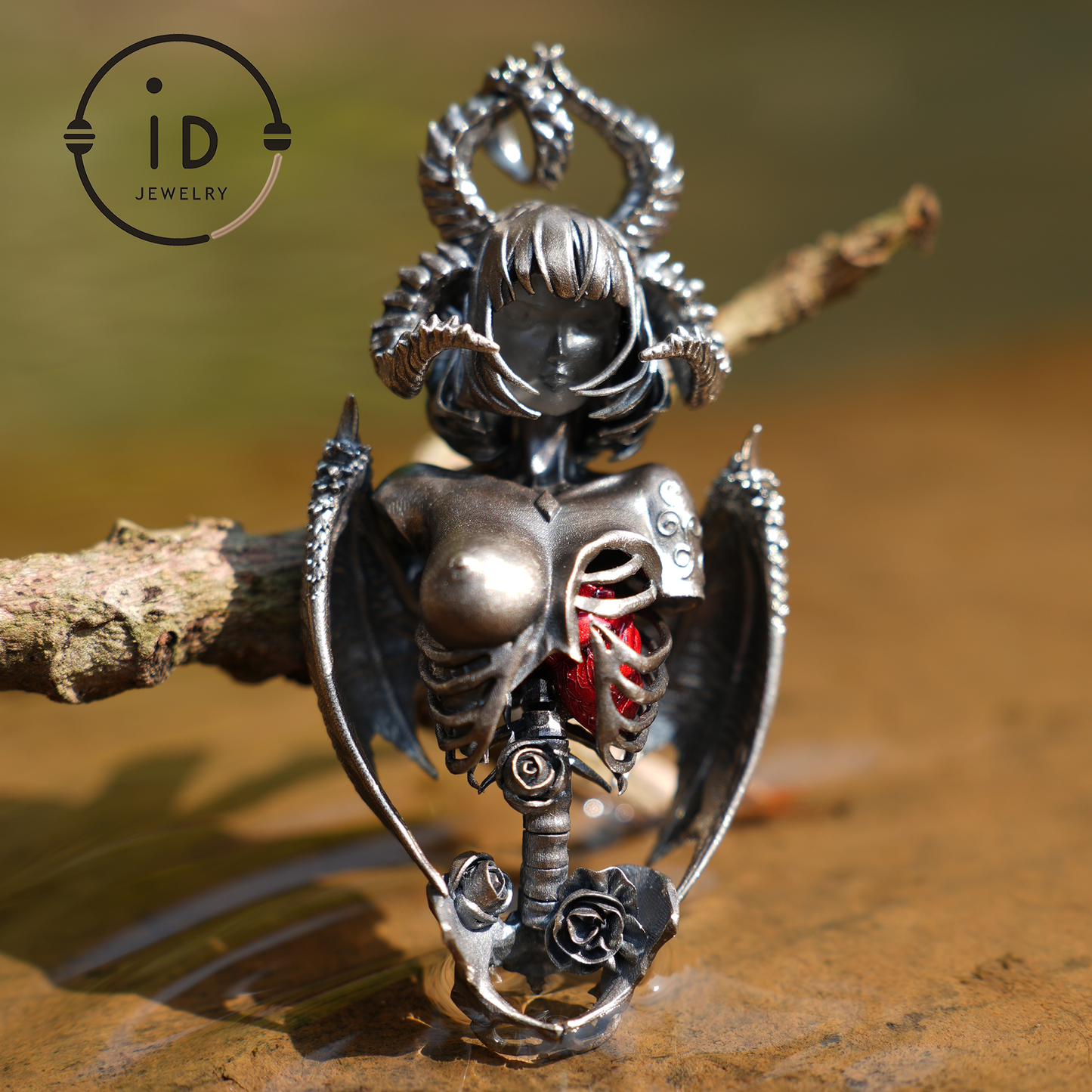 Dark Enchantress Anhänger – S925 Silber Handgefertigter Anhänger mit Emaille-Herz | Gothic Design Limitierte Kollektion