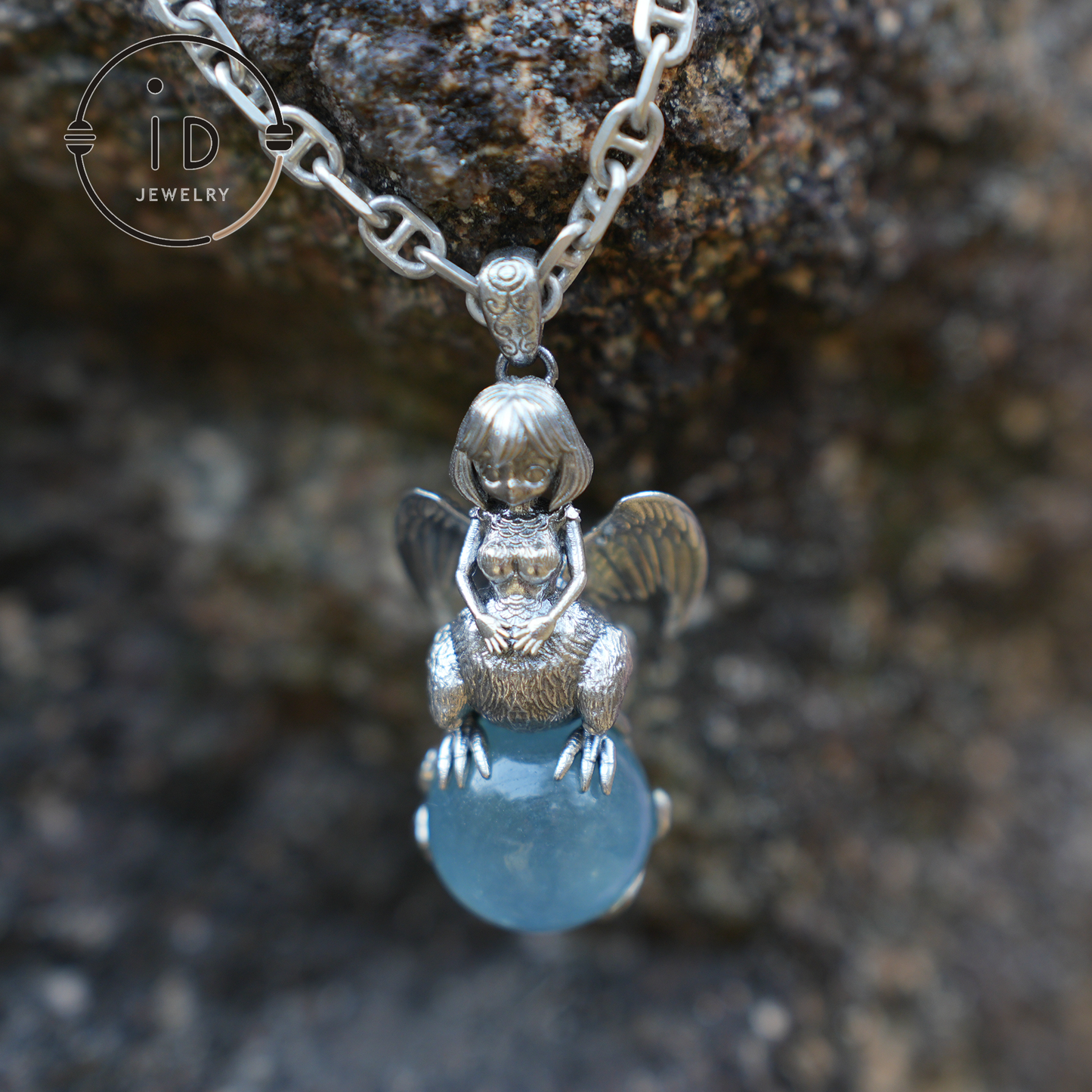 Mystischer Harpyien-Anhänger – Handgefertigtes 925er Silber mit Katzenauge-Aquamarin – Einzigartiger Fantasy-Schmuck