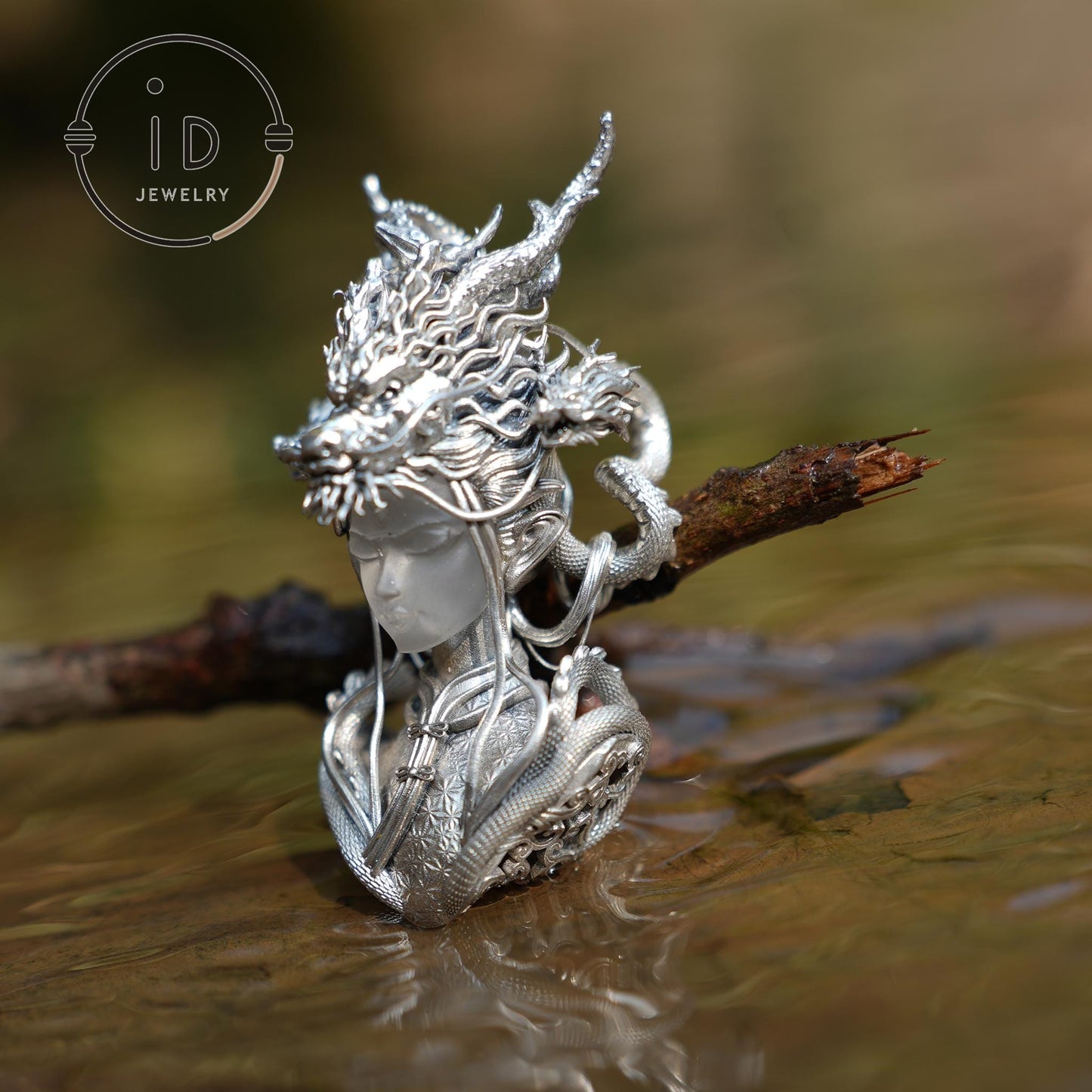 Anhänger „Drachengott des Ostens“ aus 925er Sterlingsilber – handgefertigter Fantasy-Schmuck für Sammler und Kulturliebhaber