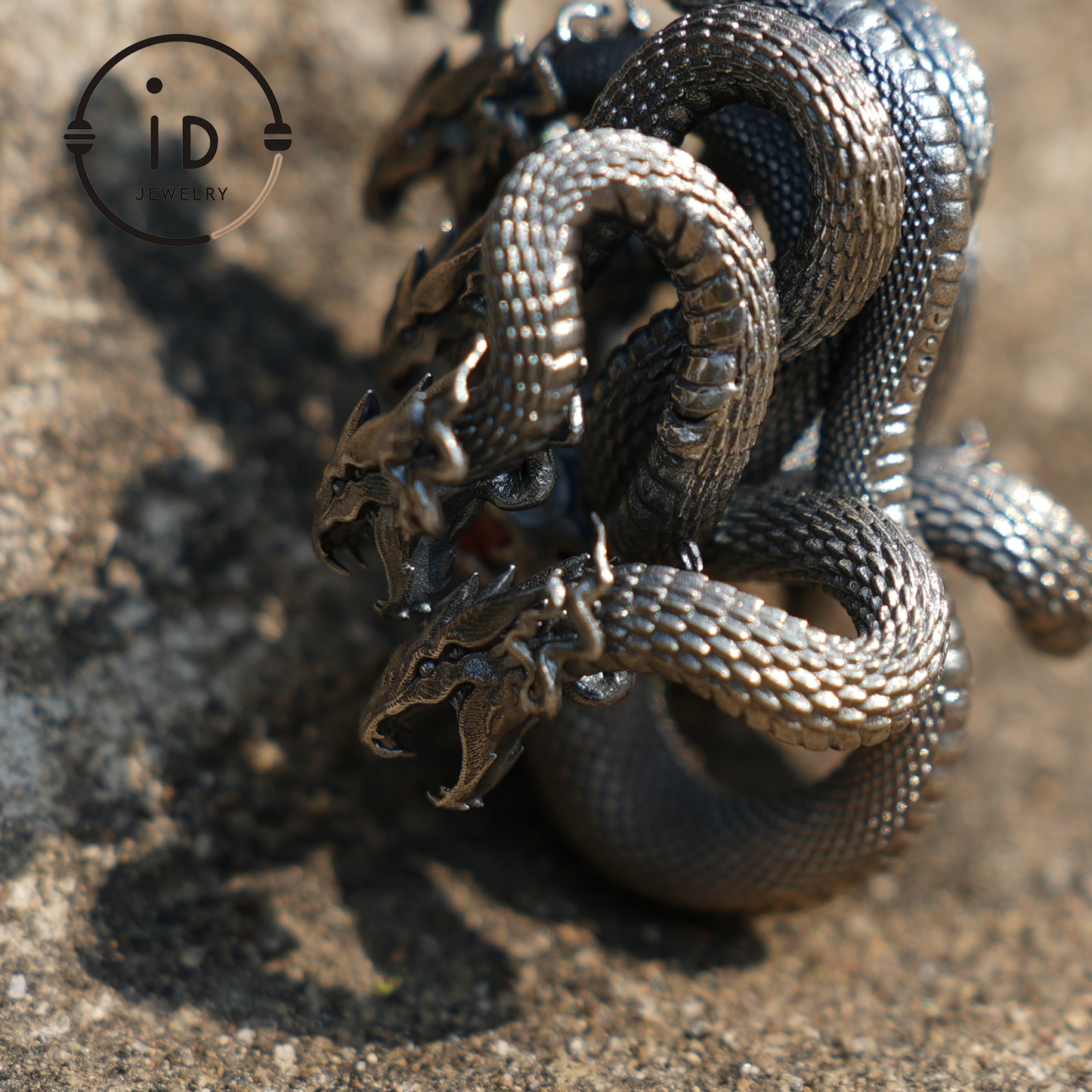 Anhänger mit achtköpfiger Schlange – S925 Silber – handgefertigtes kreatives Design, inspiriert von Yamata no Orochi (japanische Mythologie)
