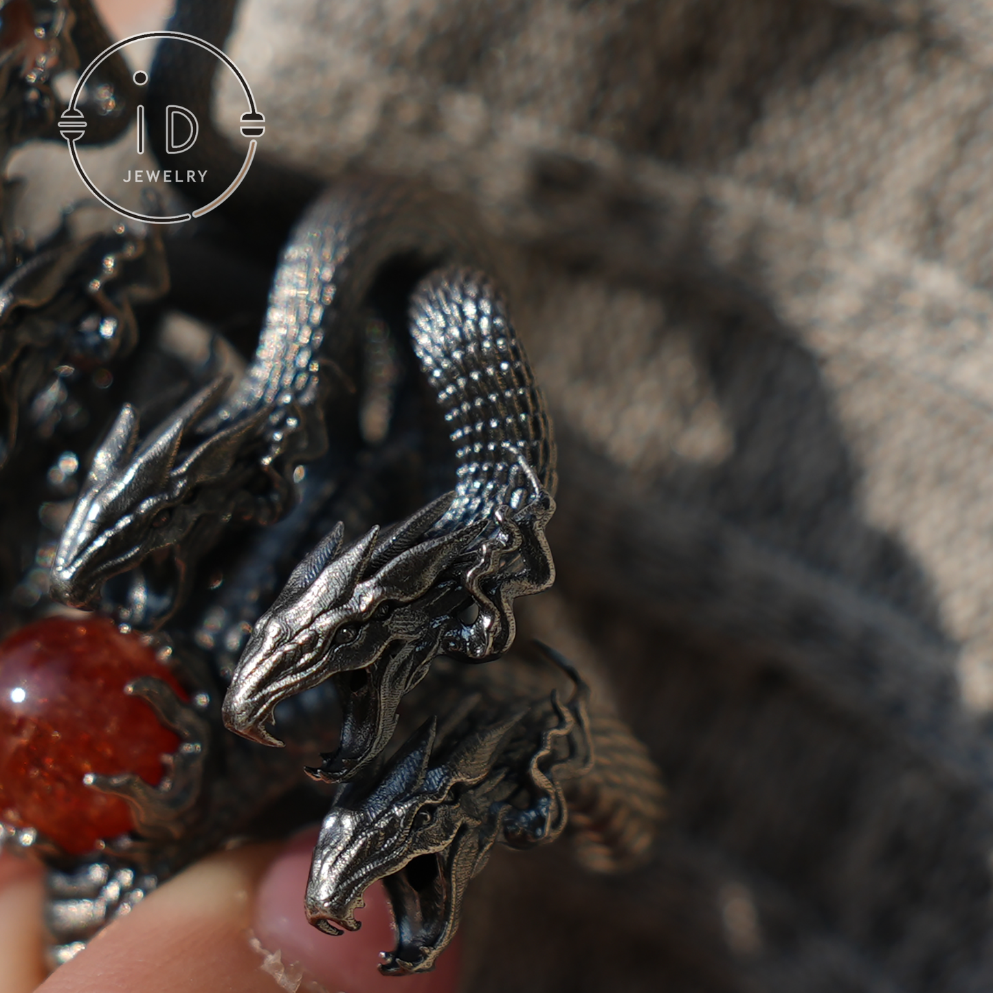 Anhänger mit achtköpfiger Schlange – S925 Silber – handgefertigtes kreatives Design, inspiriert von Yamata no Orochi (japanische Mythologie)