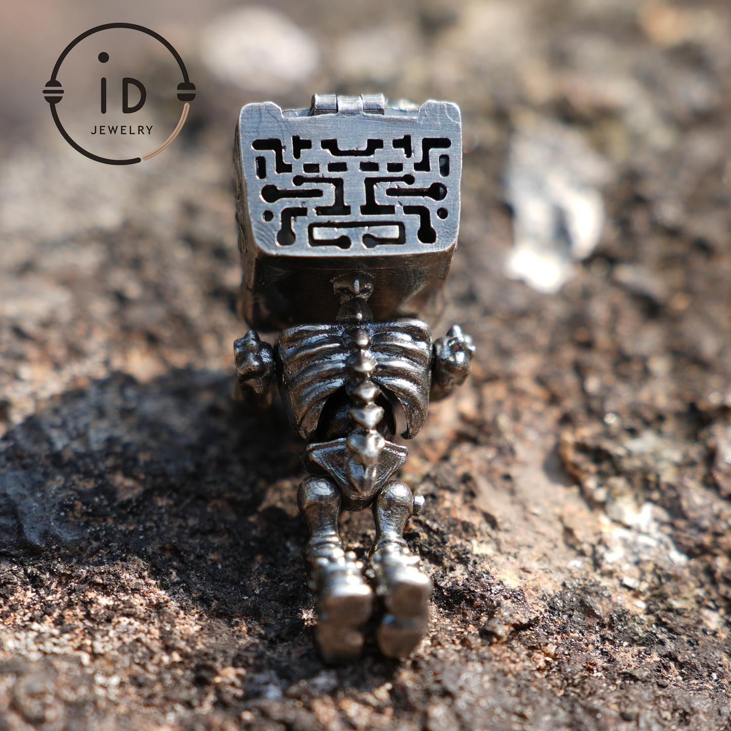 Mechanischer Totenkopf Anhänger | S925 Silber mit Labradorit | Einzigartiger Gothic Schmuck