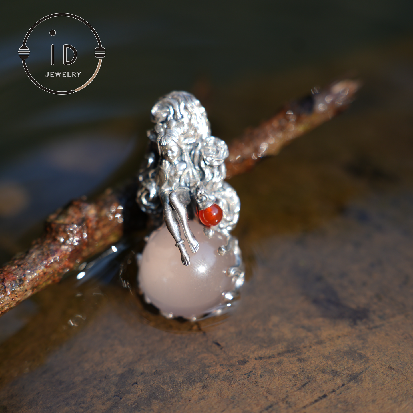 Meerjungfrau-Anhänger aus 925er Sterlingsilber mit Rosenquarz – handgefertigter Fantasieschmuck für Damen