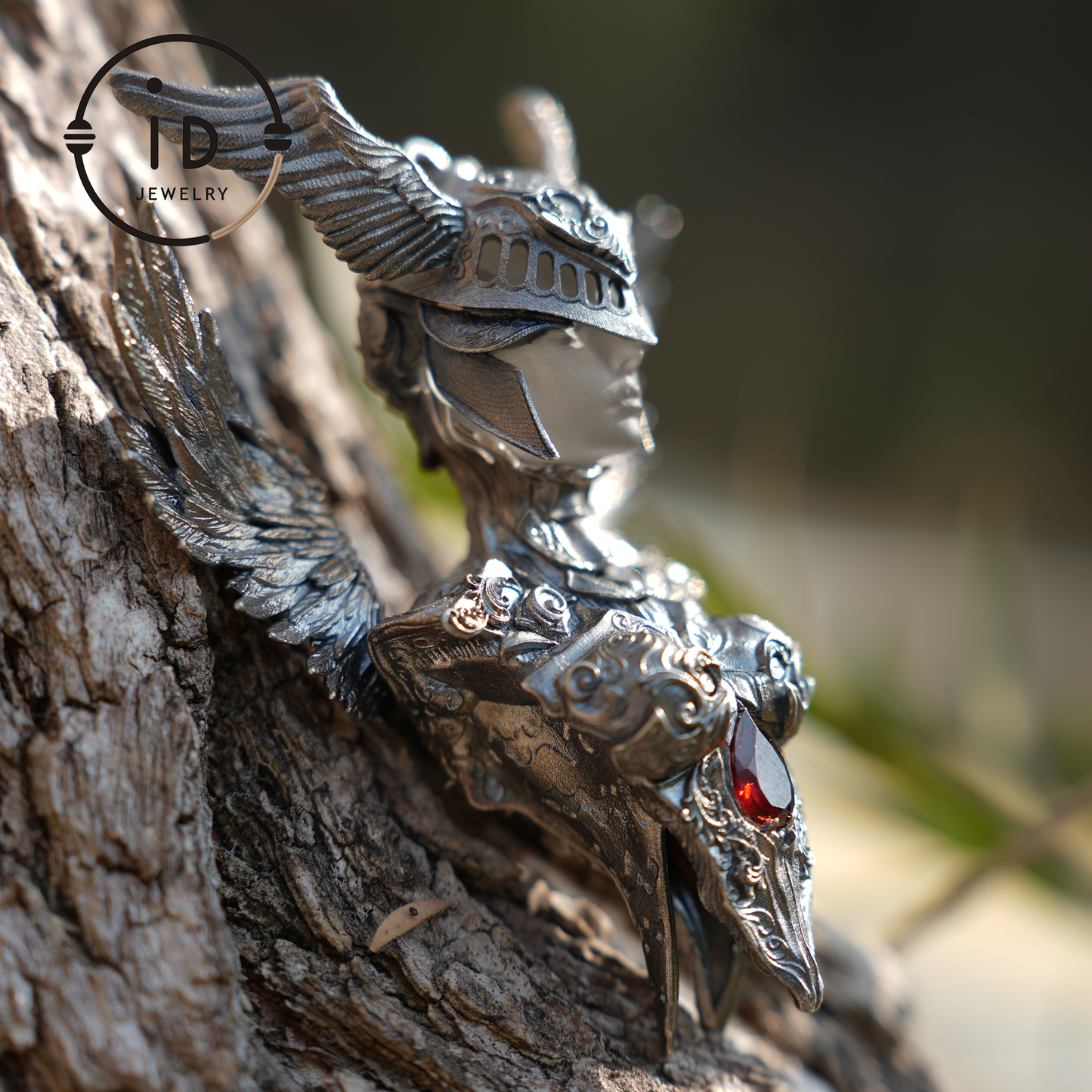 Walküren-Anhänger | 925 Sterling Silber & Granat | Amulett aus der nordischen Mythologie | Handgefertigte Wikinger-Halskette