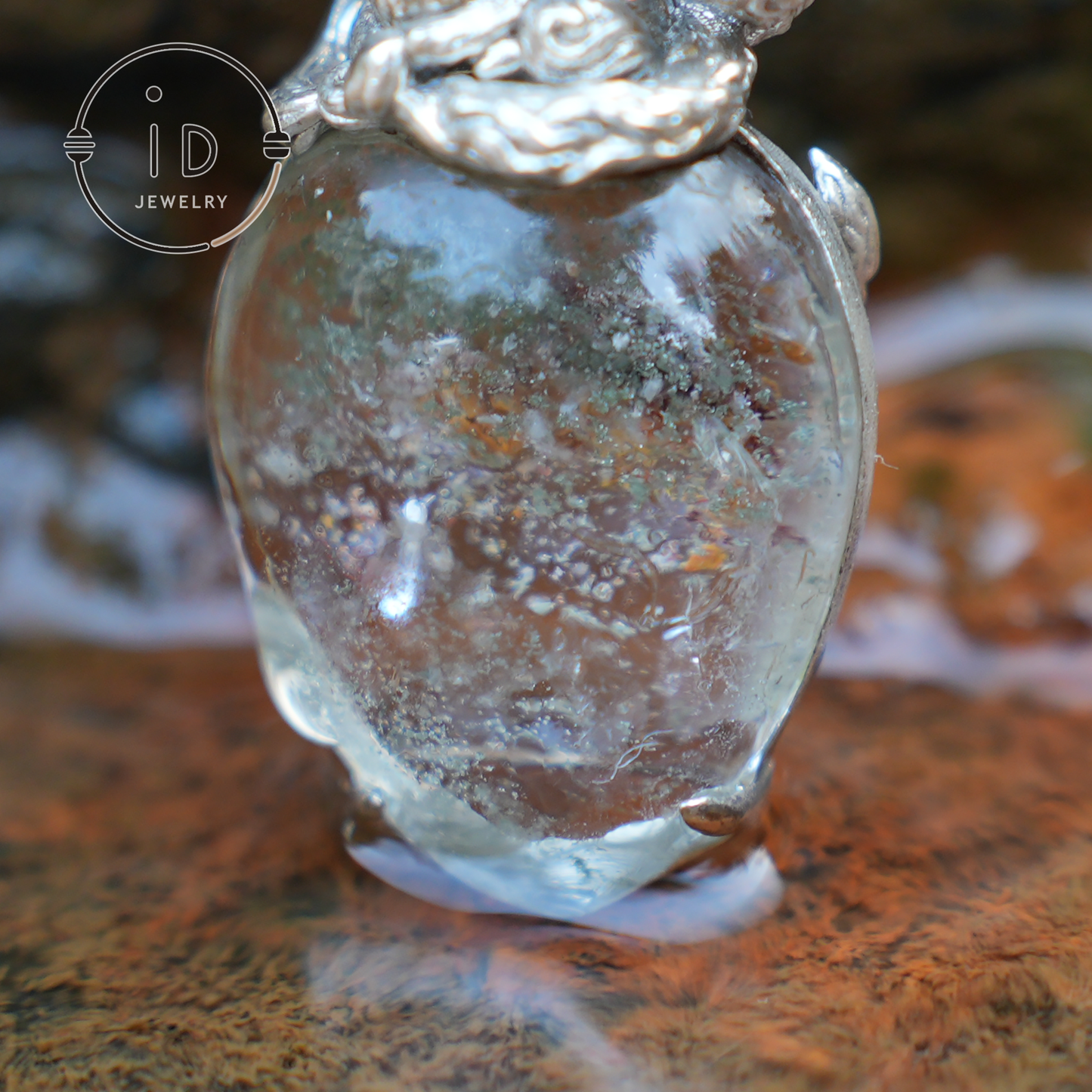 Fuchsgeist-Kristallanhänger – handgefertigter Schmuck aus 925er Sterlingsilber mit Phantomquarz, einzigartiger Fantasy-Anhänger, perfektes Geschenk für besondere Anlässe
