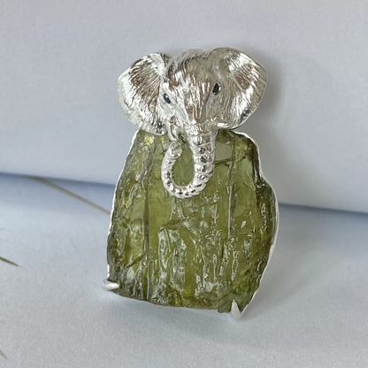 Elephant Totem Brooch Pendant | Natural Green Tourmaline & 925 Silver | Spiritual Animal Amulet Gift for Him & Her