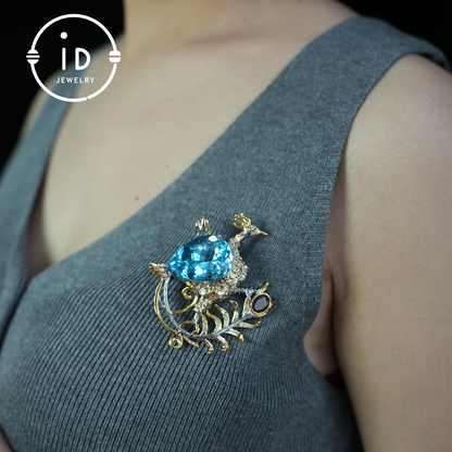 Handgefertigter Pfauenbroschen-Anhänger | Natürlicher Topas-Schmuck | Luxuriöses Tierdesign | Vergoldeter Vintage-Anhänger 