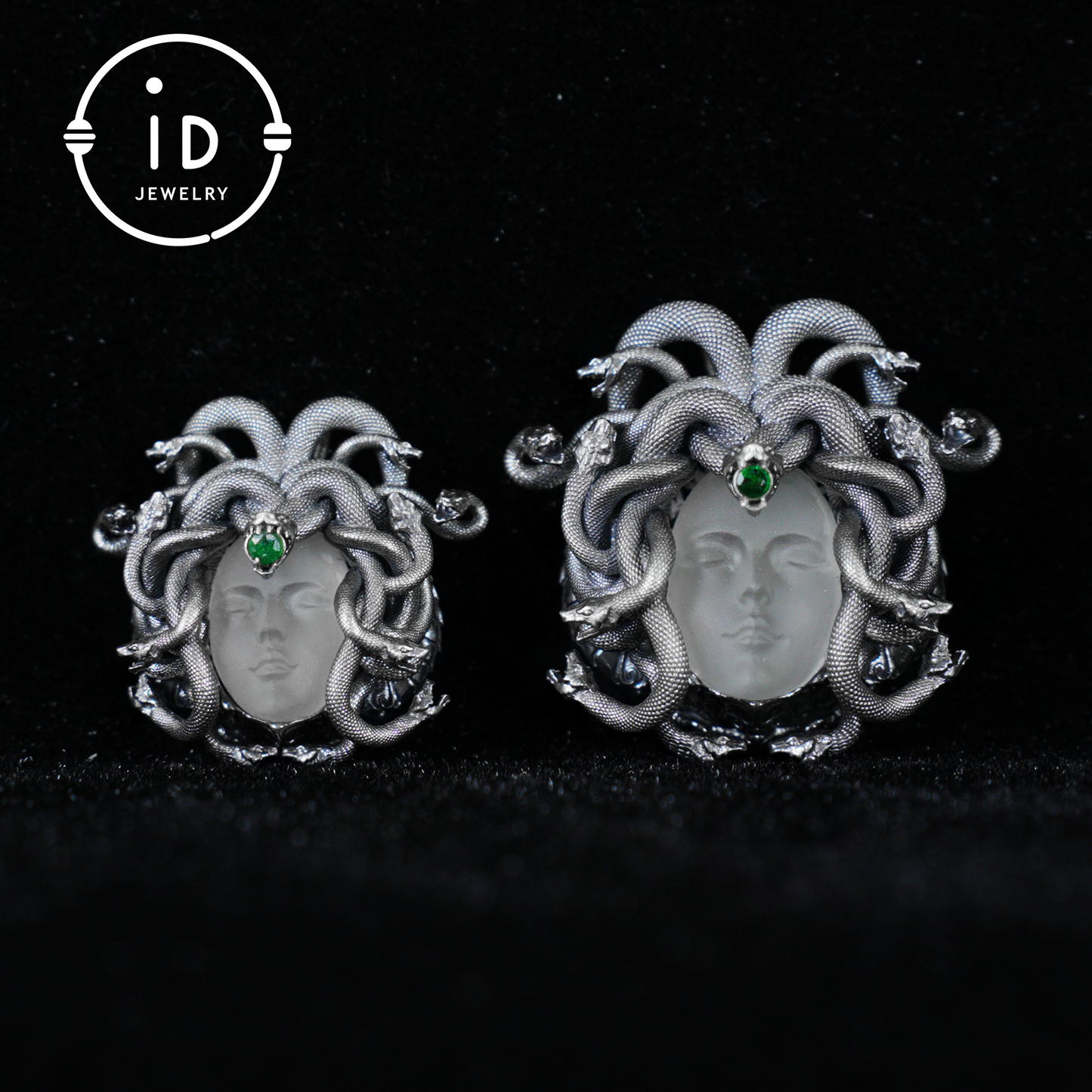 Sleeping Eye Pendant · Silver Medusa Jewelry · Closed-Eye Goddess Amulet with Quartz and Emerald