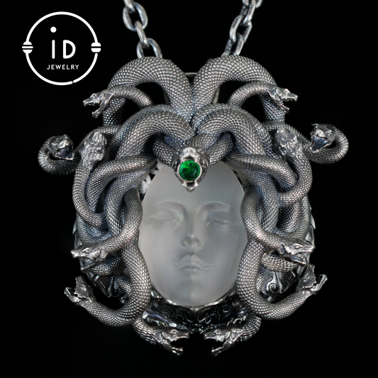 Sleeping Eye Pendant · Silver Medusa Jewelry · Closed-Eye Goddess Amulet with Quartz and Emerald