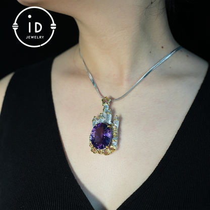 Märchenhafte Amethyst-Brosche | Vintage-Schloss-Anhänger | Handgefertigter Edelsteinschmuck | Vergoldete Statement-Brosche | Königliches Schmuckgeschenk für Frauen 