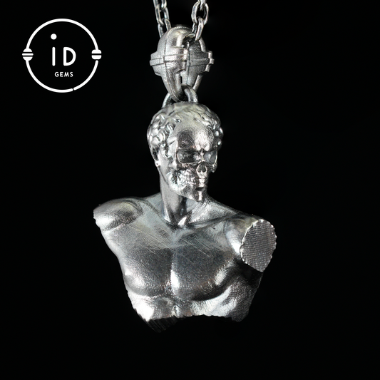 Heroic Courage Pendant - Silver Necklace with Green Zircon, Handcrafted Mythological Design, Strength & Resilience Symbol