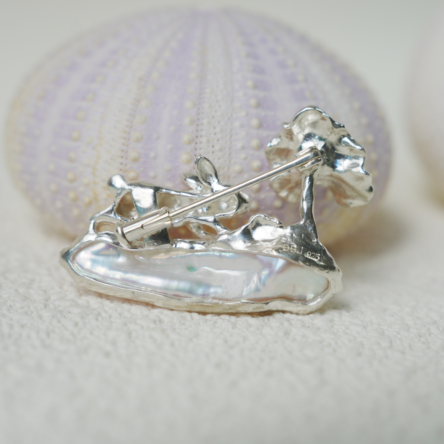 925 Silver Rabbit Brooch Pendant | Baroque Pearl Jewelry | Handmade Gift for Women | Symbol of Wishes & Protection