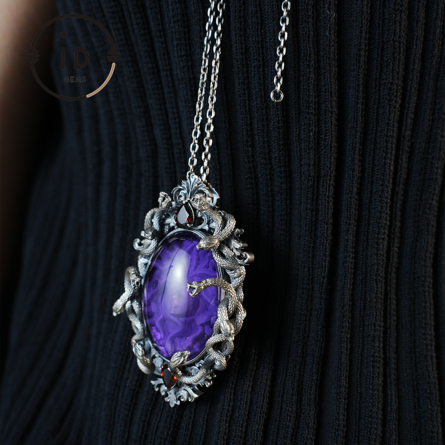 Hand-Carved Medusa Amethyst Pendant | Raised Serpent Frame in 925 Sterling Silver | Gothic Talisman for Powerful Self-Empowerment