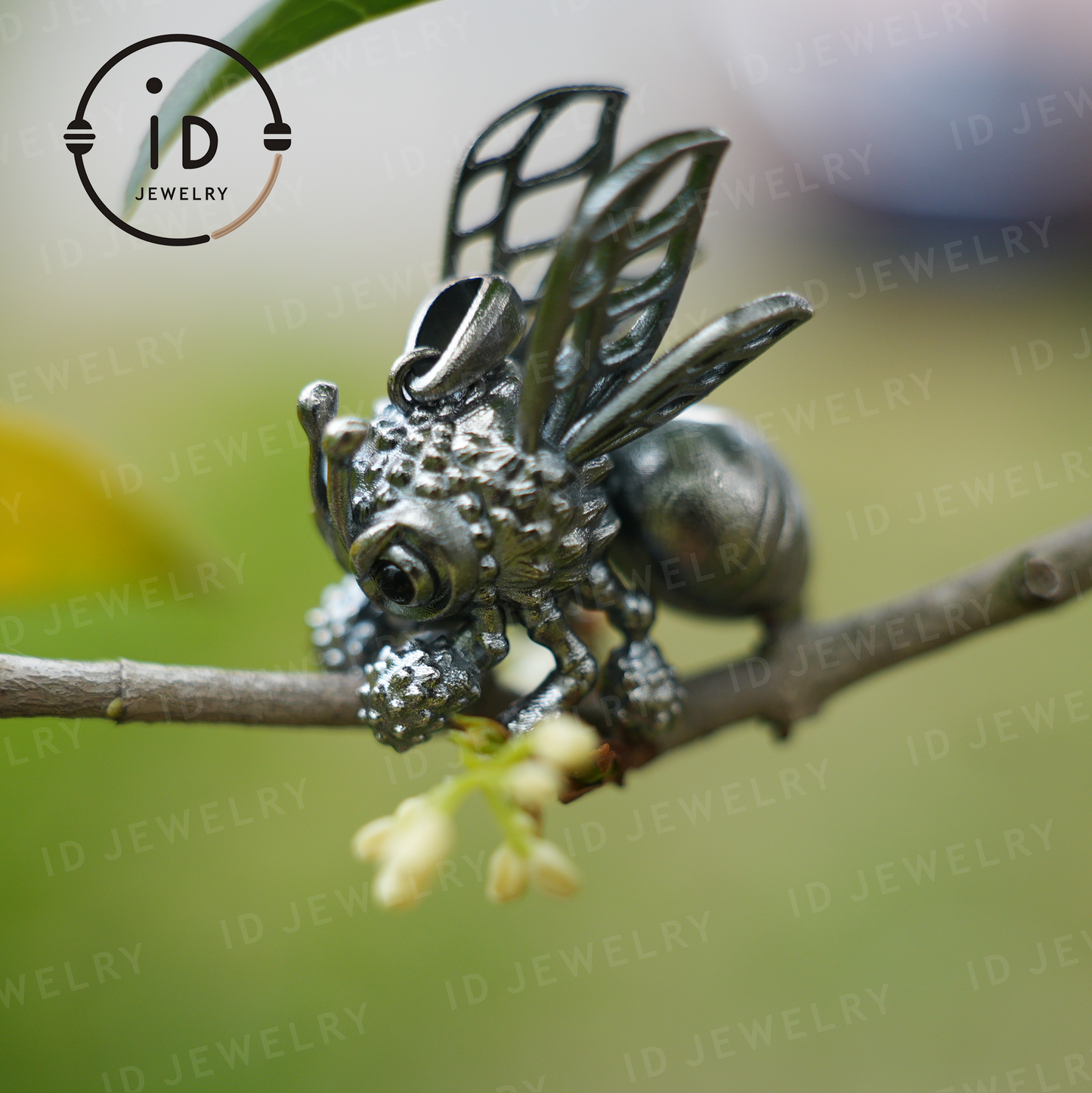 Bee Pendant with Black Onyx – Handmade Natural Style Insect Jewelry, Fantasy Amulet Necklace, Symbolic Nature Creature Gift
