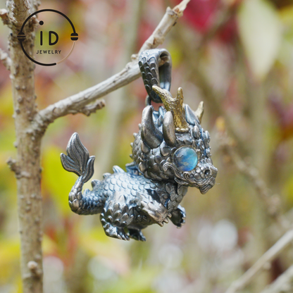 Handmade Fantasy Jewelry | Dragon Totem Necklace | Silver–Copper Bicolor Horn Crown | Labradorite Blue Eye | Handmade Gift