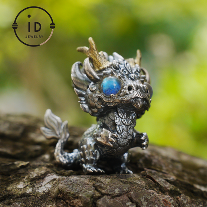 Handmade Fantasy Jewelry | Dragon Totem Necklace | Silver–Copper Bicolor Horn Crown | Labradorite Blue Eye | Handmade Gift
