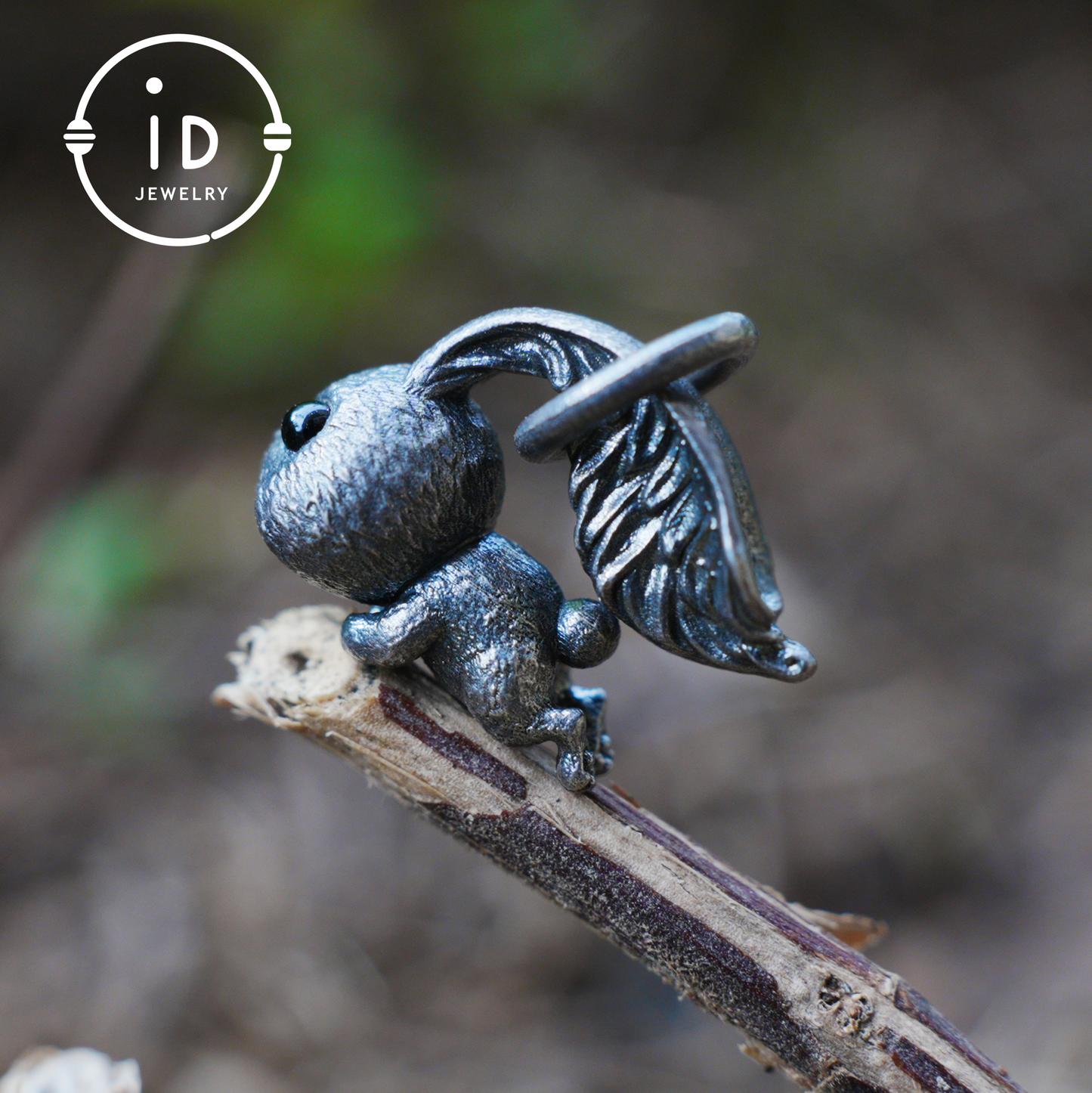 Rabbit Pendant – Leaping Bunny Totem with Onyx Eyes, Handmade Animal Amulet, Symbol of Awakening and New Beginnings