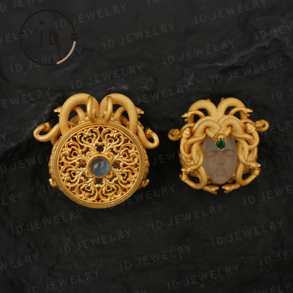 Medusa’s Sleeping Eye · Spiritual Pendant of the Resting Goddess · Third Eye as a Symbol of Insight and Inner Guidance