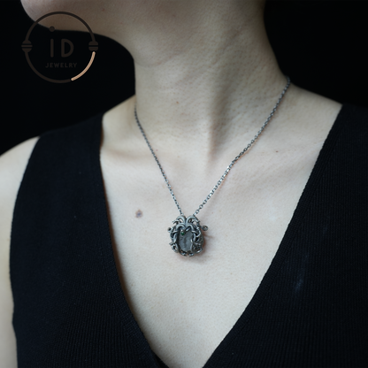 Sleeping Eye Pendant · Silver Medusa Jewelry · Closed-Eye Goddess Amulet with Quartz and Emerald