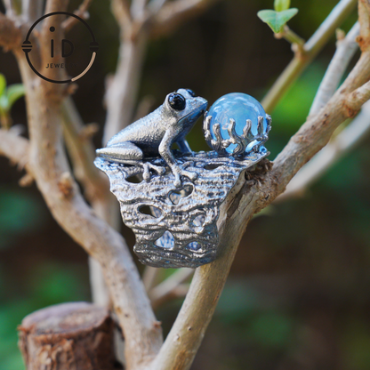 Silver Frog Ring with Aquamarine Cabochon · Animal Jewelry Vintage Style · Gift for Her Nature Lovers · Totem Ring Unisex