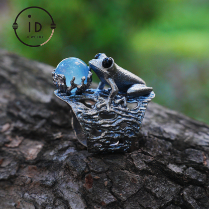 Silver Frog Ring with Aquamarine Cabochon · Animal Jewelry Vintage Style · Gift for Her Nature Lovers · Totem Ring Unisex
