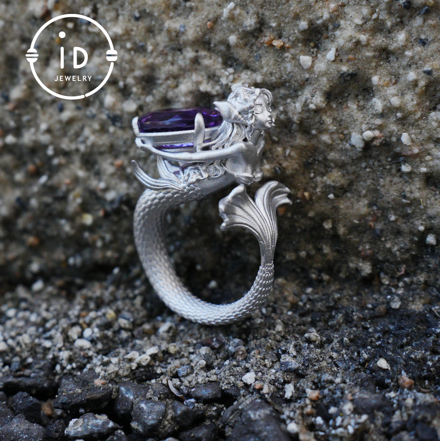 Handmade Amethyst Ring in 925 Silver · Mysterious Gothic Jewelry in Mermaid Style · Gift for Women or Creative Occasions
