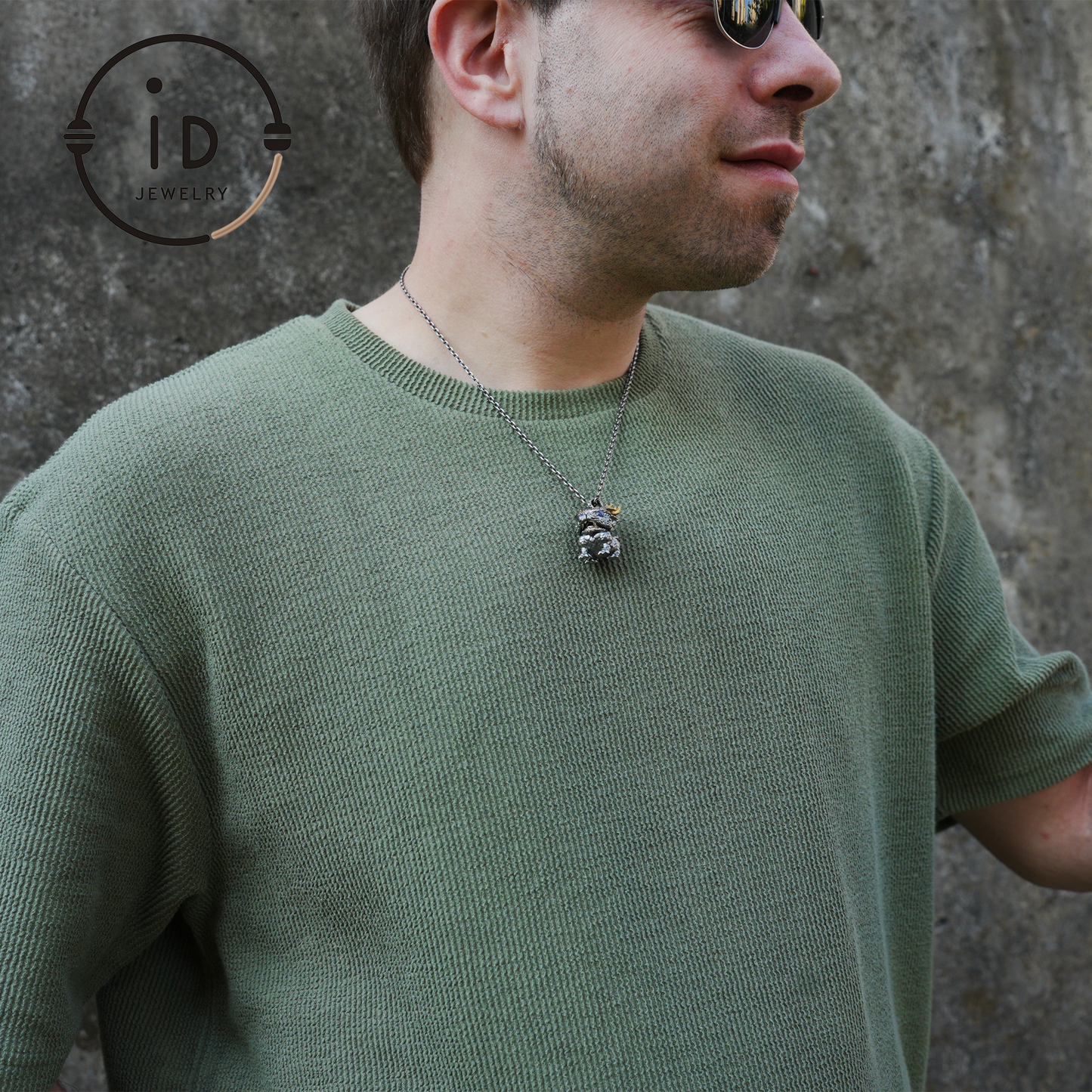 Labradorite Pendant Dragon 925 Silver Vintage Totem Gothic Style Mini Sculpture Talisman Gift for Her Mystical Handmade