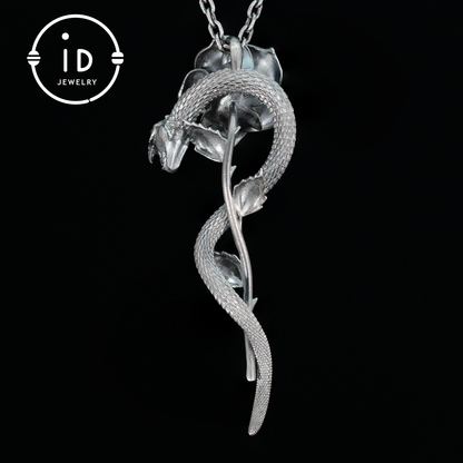 Heart Shaped Garnet Snake Pendant in 925 Sterling Silver with Rose Design, Gothic Vintage Style, Gift for Her, Dark Symbolic Jewelry