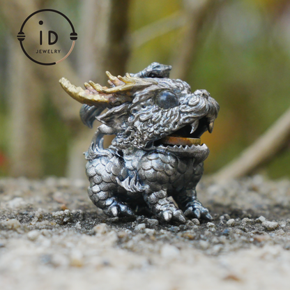 Labradorite Pendant Dragon 925 Silver Vintage Totem Gothic Style Mini Sculpture Talisman Gift for Her Mystical Handmade
