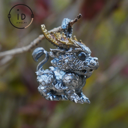Labradorite Pendant Dragon 925 Silver Vintage Totem Gothic Style Mini Sculpture Talisman Gift for Her Mystical Handmade
