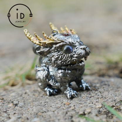 Labradorite Pendant Dragon 925 Silver Vintage Totem Gothic Style Mini Sculpture Talisman Gift for Her Mystical Handmade